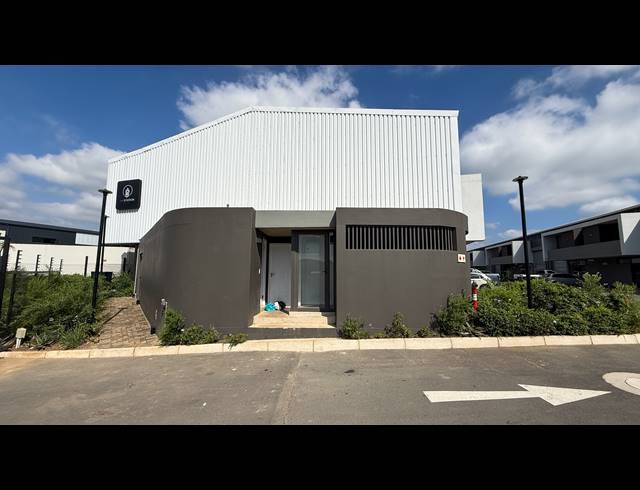 211M² FACTORY TO LET IN SHAKAS HEAD